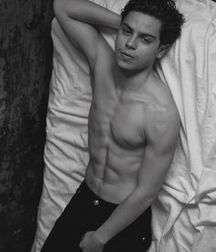 Boy Beauty 59aa909ba9fe5.jpg