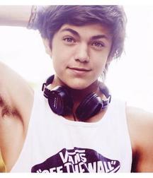 Boy Beauty 59aa90e72e0d3.jpg