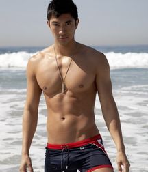Asian Speedo 5c37cb30b658d.jpeg