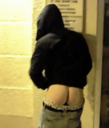 Lads mooning 59e6329e24958.png