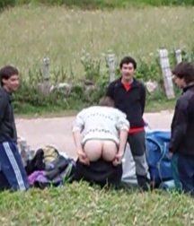 Lads mooning 59e632a6c87de.png