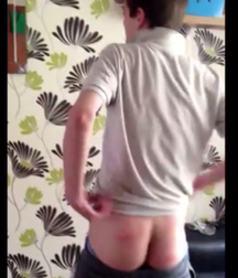 Lads mooning 59e632ae9ffef.png