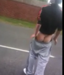 Lads mooning 59e632b236097.png
