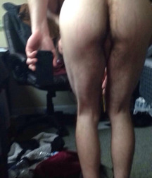 Selfie Boy 3 58b4376ab8d6b.jpg