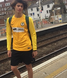 Boys, boys, boys... 5a50785035c35.jpeg