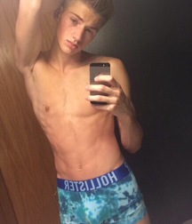 Boys, boys, boys... 5a50788ee6d54.jpeg