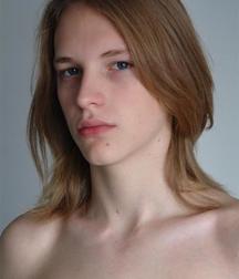 Cute Long Haired Boys 592f642744c7c.jpg