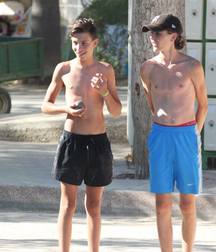 French boys 58b92e266a0bd.jpg