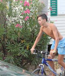 Boys french 2 58fc5d90d44e4.jpg