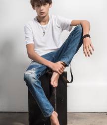 William 596c5eb5a2c4b.jpg