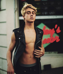 gayboystube rocks  58dc3c19c544c.jpg