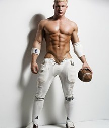 Brad's Hottest Boys 5b3fc7bc80c57.jpg