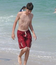 Miami in late Dec. 5c1d5b29c1e4b.jpg