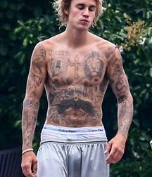 Justin Beiber's Top 20 5d5bfd2a0576c.jpg