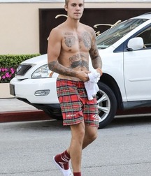 Justin Beiber's Top 20 5d5bfefb11af6.jpg