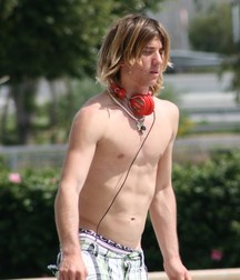 Jan 12-Feb 12-Miami  5e45e78b8ae46.jpg