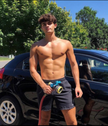  Guys Brad Likes  5f634b01dc5b6.png
