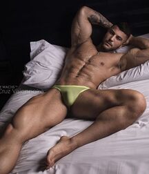 Hot Boys in October  5f8b09fba9a34.jpg