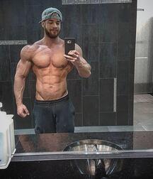 Brad Loves Selfies  5f8cc82c1b140.jpg