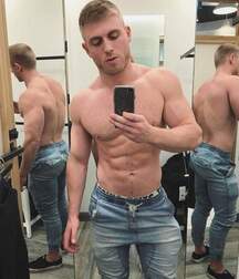 Non-Nude Selfies  5fa741c9ef487.jpg