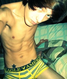 Non-Nude Selfies  5fa742ec3fb75.jpg