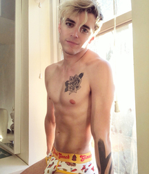 6 Hot Guys  5faee66b022b4.jpg