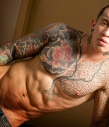 6 Hot Guys  5faee71713075.jpg