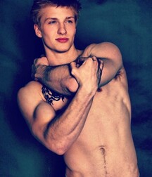 7 Hot Lads  5ffc728e4088d.jpg