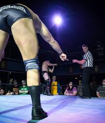Hot Wrestlers  60060d16b2657.jpg