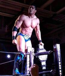 Hot Wrestlers  60060f032d554.jpg