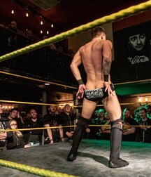 Hot Wrestlers  60060f71cec09.jpg