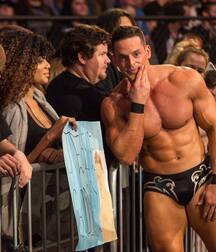 Hot Wrestlers  60060fcdd488a.jpg