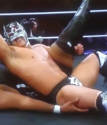 Hot Wrestlers  6006109e6fac4.jpg