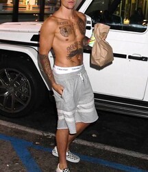 Justin Beiber  602fb3e667825.jpg
