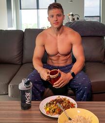 6 Hot Guys  60cde3b52954c.jpg
