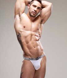 6 Hot Guys  60d74b8c0c5cf.jpg