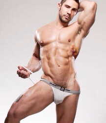 6 Hot Guys  60d74bc122537.jpg