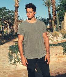 9 Hot Hunks and Twinks  61069cdc4b59a.jpg