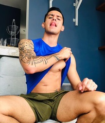 Boys With Bulges  62a3c969b8987.jpg