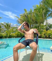 Some Really Hot Guys  62b54db32c1bd.jpg