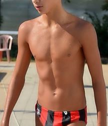 Sporty Boys 5afbd7f29adce.jpg