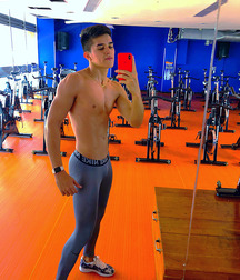 Sporty boys 5b8d1eec1d5fa.jpg