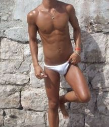 Sporty boys 5bb606ee7f27d.jpg