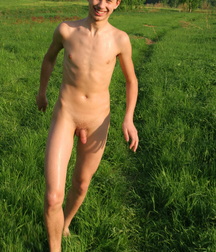 Marik Teen Outdoors ... ! 63029d1e6d2fe.jpg