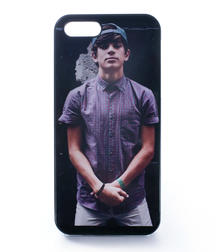 Phones  58cb313ae039d.jpg