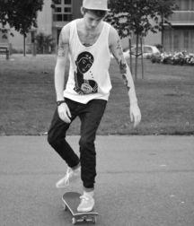 Skaters 58d08c036e8a8.jpg