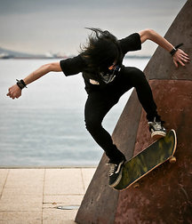 Skaters 58d08c119db8d.jpg