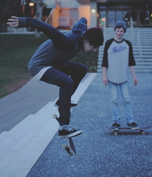 Skaters 58d08c507012c.jpg