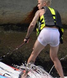 Butts  58d18e4d0325c.jpg