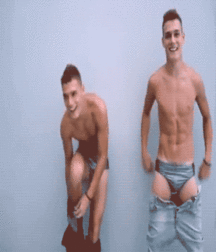 Gif's  58d43ef9bbf4c.gif